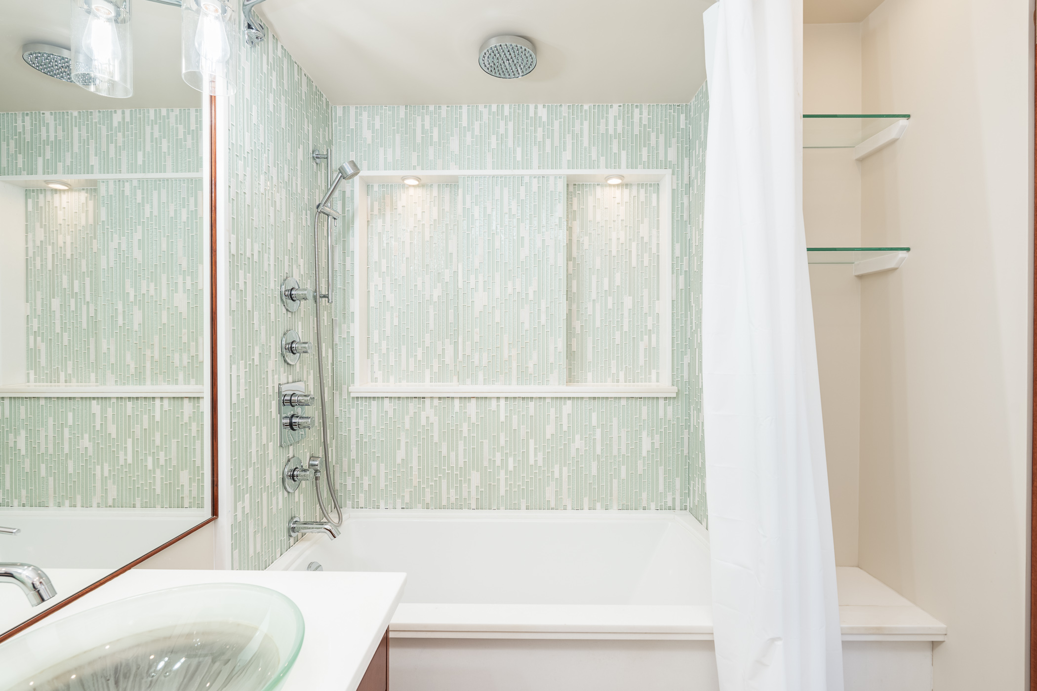 #103 - 2108 Argyle Avenue